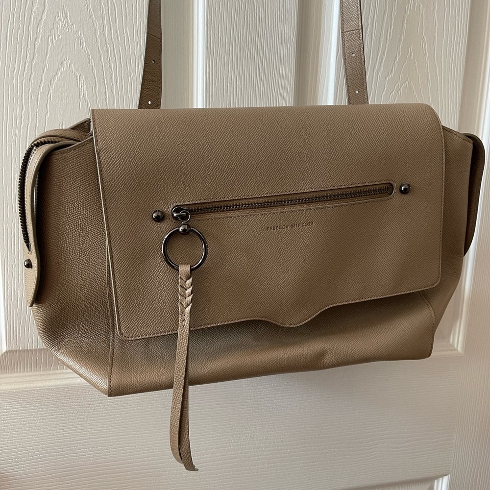 🖤 Rebecca Minkoff Leather Purse with Adjustable Straps